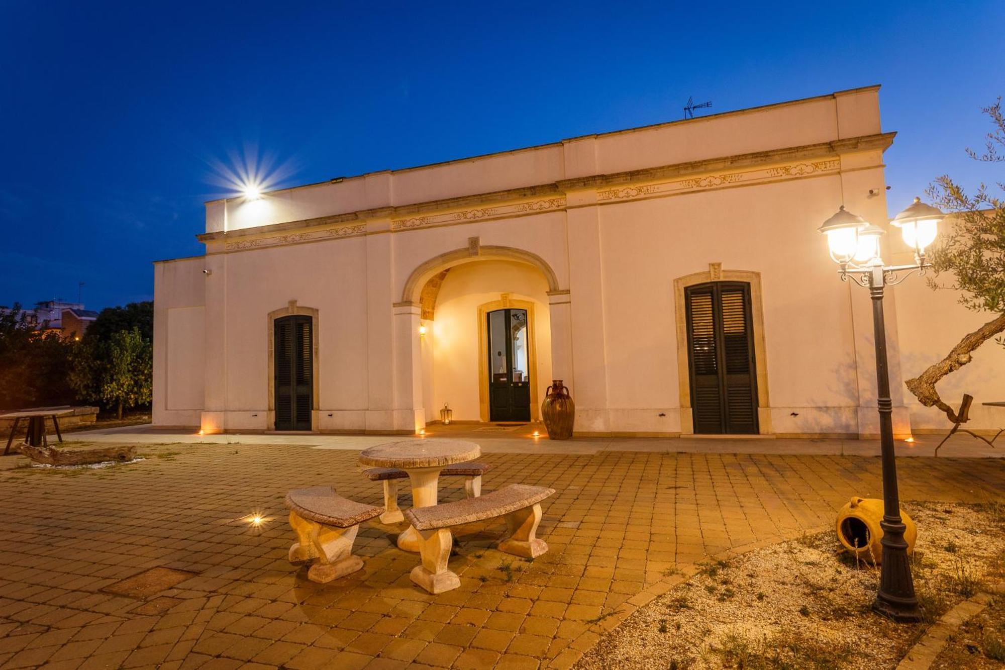 Affittacamere Giardino Delle Zie-Vicino Ospedale Cardinale Panico Tricase Exterior foto